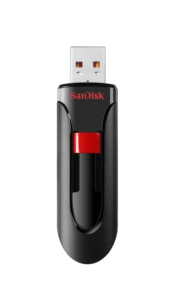 How big a flash drive do I need for Windows 11?